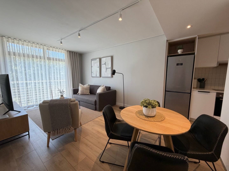To Let 1 Bedroom Property for Rent in Sea Point Western Cape